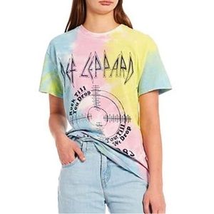 NEW Junk Food Clothing Def Leppard 1983 Tour Graphic Tee